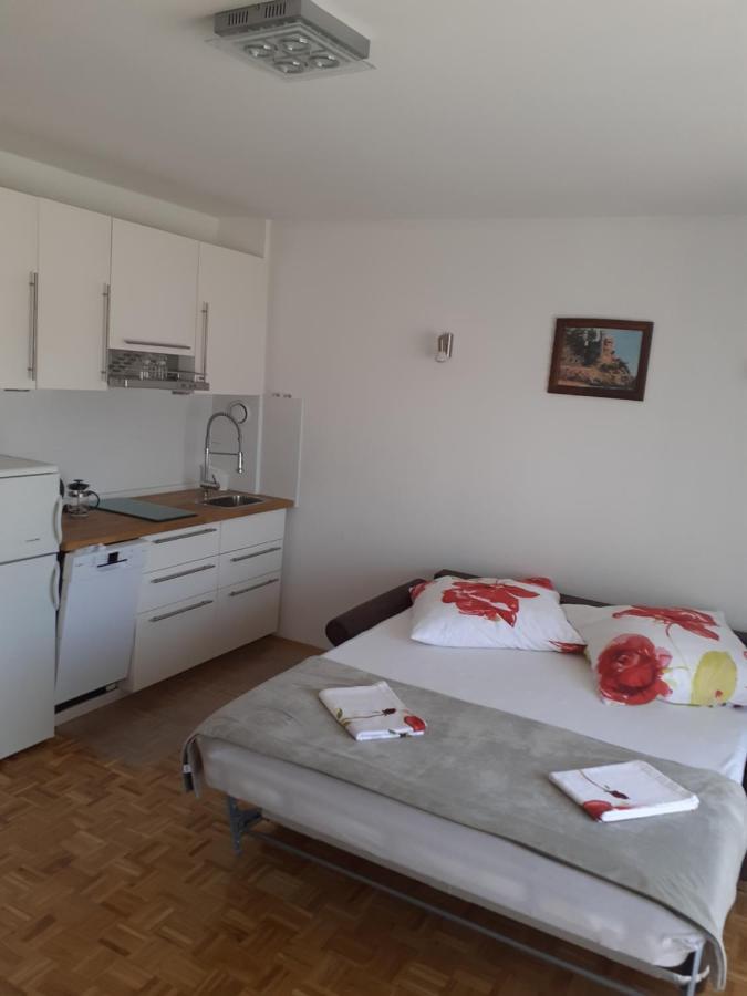 Apartmani Kramar Selce Exterior foto